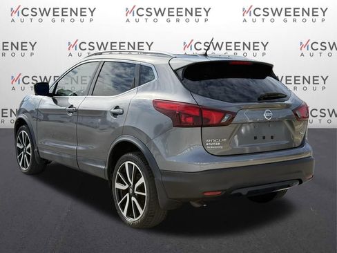 Used 2017 Nissan Rogue Sport SL w/ SL Premium Package image 3