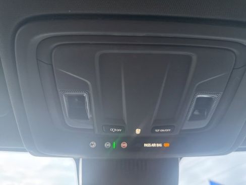 Used 2025 Chevrolet Silverado 2500 W/T w/ WT Convenience Package image 23