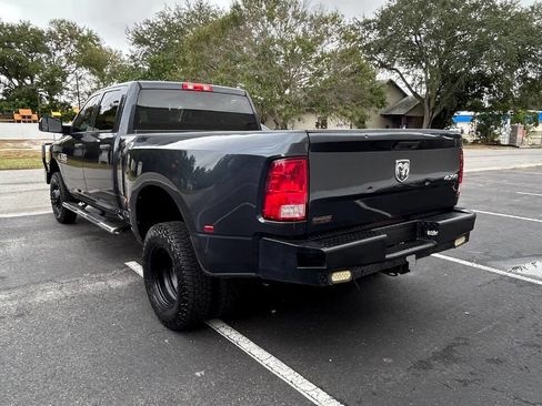 Used 2017 RAM 3500 Tradesman w/ Chrome Appearance Group image 13