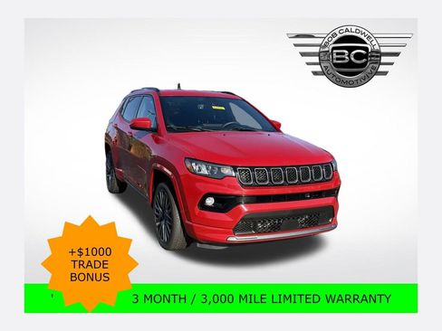 Used 2023 Jeep Compass Limited image 1