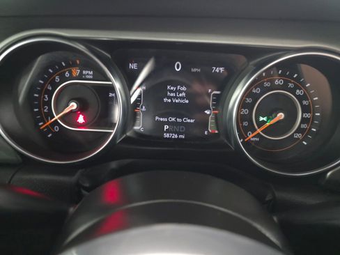 Used 2022 Jeep Gladiator Overland AWD/4WD image 32