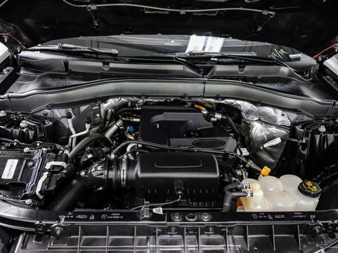 Used 2020 Ford Explorer XLT w/ Equipment Group 202A image 45