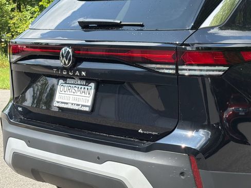 New 2026 Volkswagen Tiguan SE AWD/4WD image 4