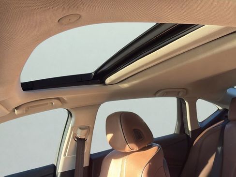 Used 2021 Acura TLX w/ Advance Package image 11