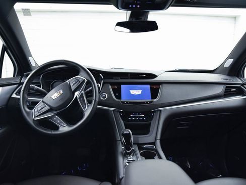 Certified 2025 Cadillac XT5 Premium Luxury image 22