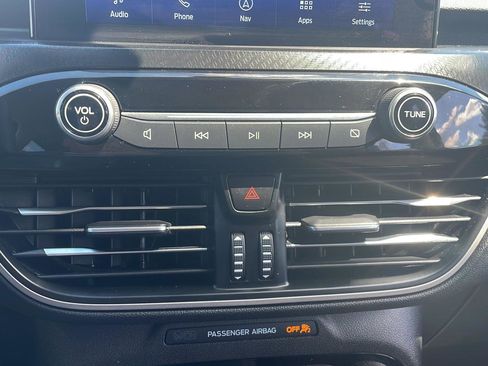 Used 2022 Ford Escape SEL w/ SEL Stealth AWD Package image 22