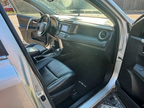 Used 2013 Toyota RAV4 Limited image 19