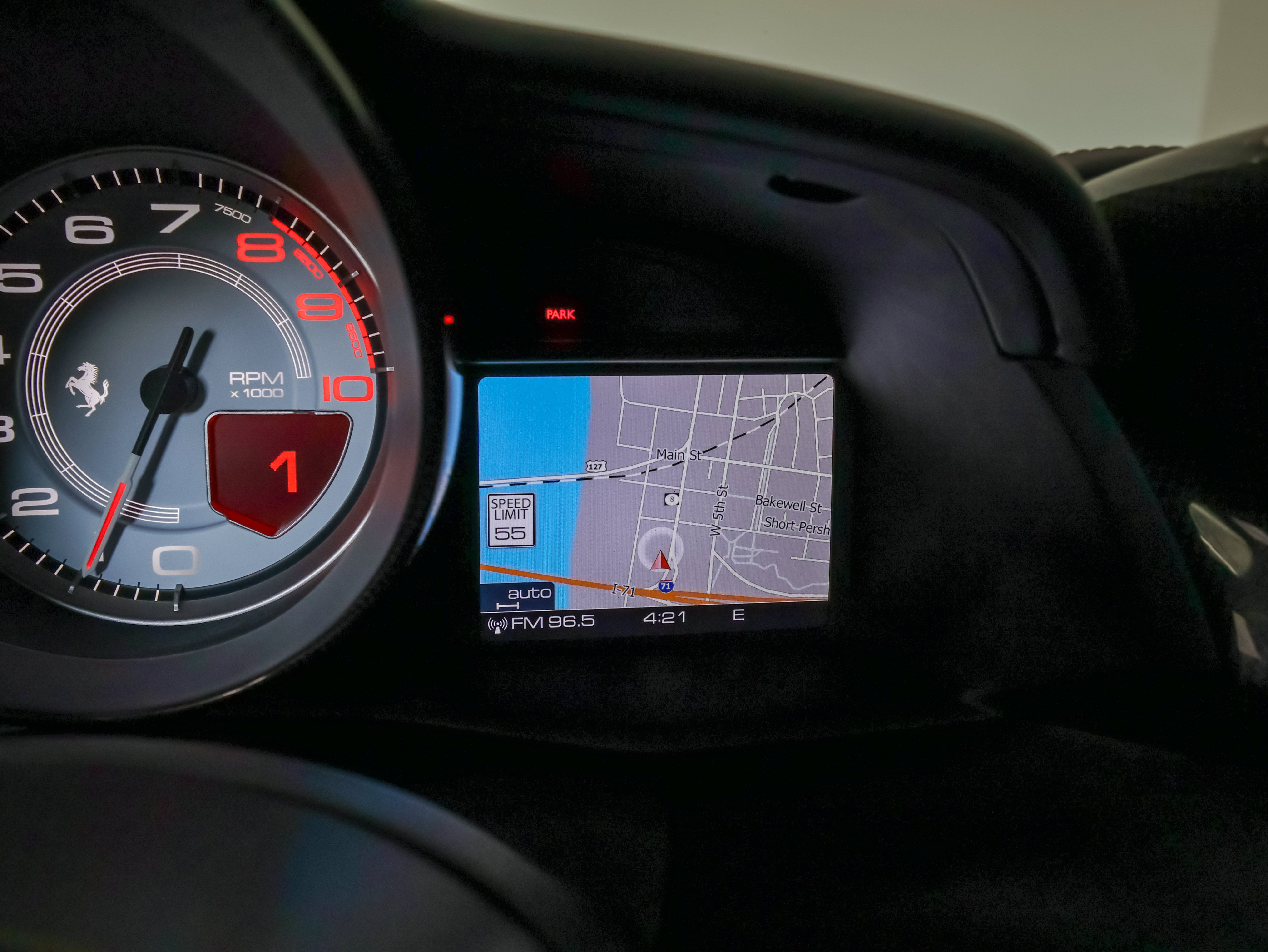 Used 2016 Ferrari 488 GTB RWD image 33
