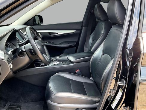 Used 2019 INFINITI QX50 Essential w/ Premium Audio Package AWD/4WD image 9