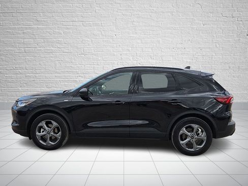 Used 2025 Ford Escape ST-Line AWD/4WD image 2