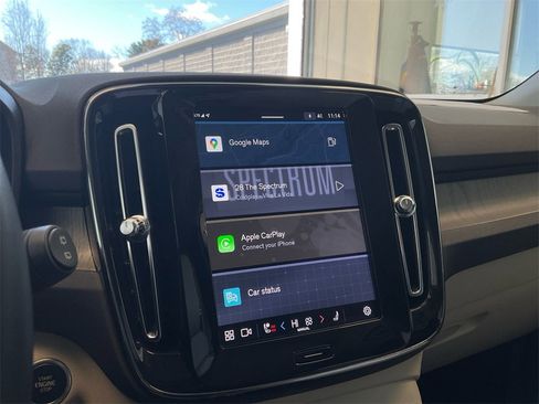 Certified 2023 Volvo XC40 B5 Plus w/ Driver Assist Package image 19