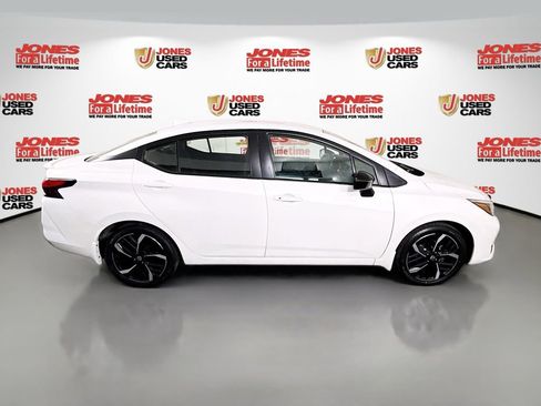 Certified 2023 Nissan Versa SR w/ Electronics Package image 17