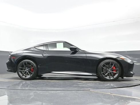 Used 2024 Nissan Z Performance w/ Floor Mat Package RWD image 25