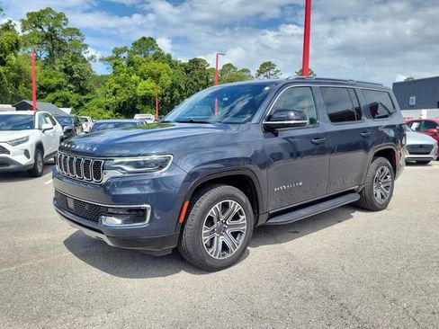 Used 2024 Jeep Wagoneer Series II AWD/4WD image 5