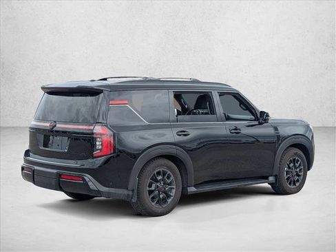 Used 2025 Nissan Armada PRO-4X AWD/4WD image 5