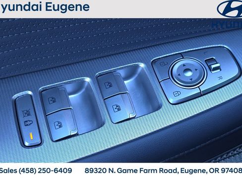 Used 2023 Hyundai Palisade Calligraphy w/ Winter Package image 17