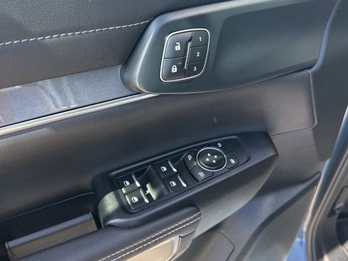 Used 2024 Ford Ranger Lariat image 17