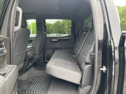 Used 2023 Chevrolet Silverado 1500 LT AWD/4WD image 29