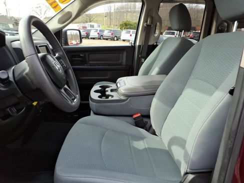 Used 2019 RAM 1500 Express w/ Express Value Package image 5