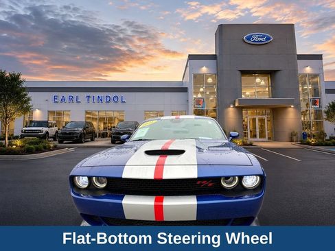 Used 2021 Dodge Challenger R/T Scat Pack RWD image 3