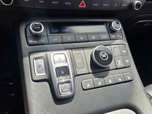 Certified 2023 Hyundai Palisade Limited FWD image 18