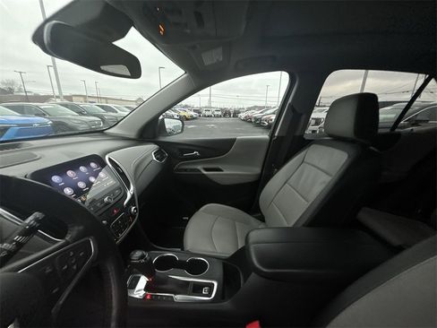 Used 2021 Chevrolet Equinox Premier image 11