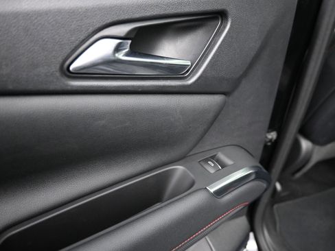 Used 2024 Chevrolet Traverse RS FWD image 31