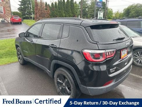 Used 2018 Jeep Compass Latitude w/ Popular Equipment Group AWD/4WD image 6