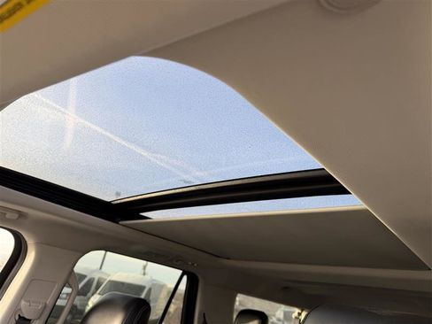 Used 2025 Ford Expedition Max Platinum image 13