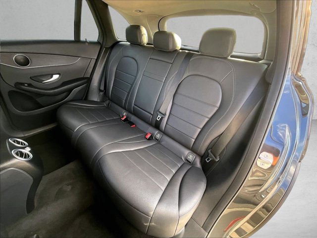 Certified 2021 Mercedes-Benz GLC 300 image 28