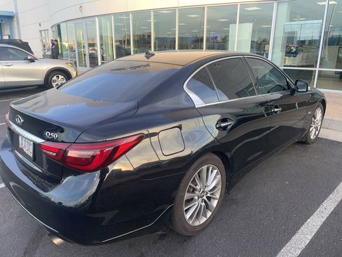 Used 2018 INFINITI Q50 Luxe w/ Cargo Package (L95) image 5