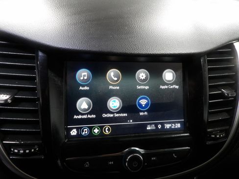 Used 2019 Chevrolet Trax LT w/ LT Convenience Package AWD/4WD image 8