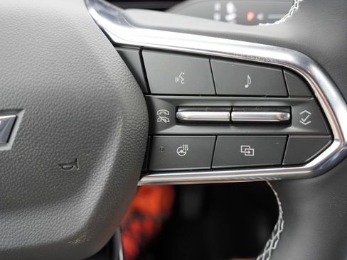 New 2026 Chevrolet Equinox EV LT image 15