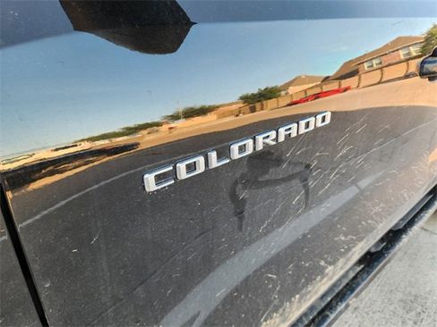 Used 2025 Chevrolet Colorado ZR2 AWD/4WD image 11