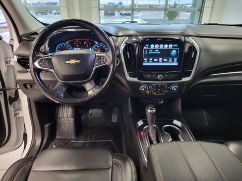 Used 2019 Chevrolet Traverse LT w/ LT Premium Package image 15
