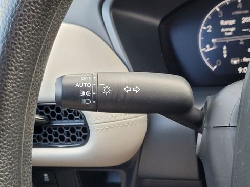 Certified 2024 Honda HR-V LX image 22