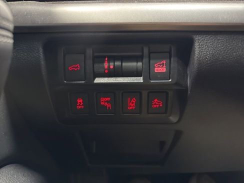 Used 2019 Subaru Outback 2.5i Limited w/ Popular Package #2 image 15