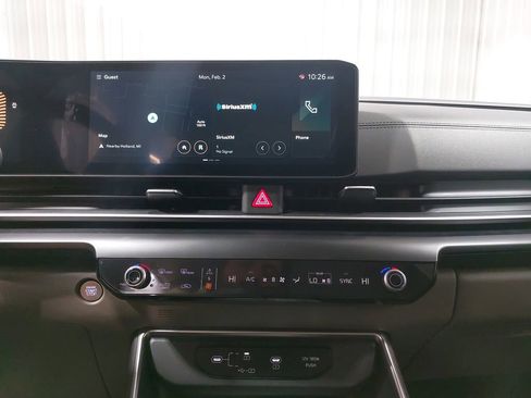 New 2026 Kia Carnival LXS image 21