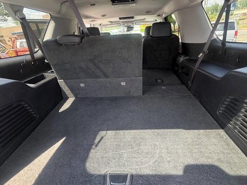 Used 2015 Cadillac Escalade ESV Premium AWD/4WD image 11