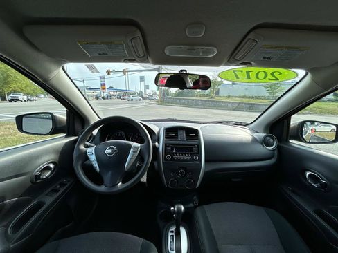 Used 2017 Nissan Versa SV image 14
