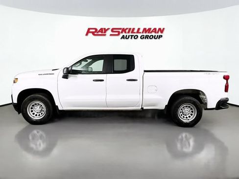 Used 2021 Chevrolet Silverado 1500 W/T w/ WT Value Package AWD/4WD image 4