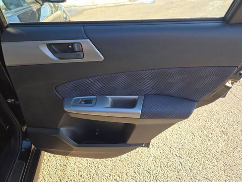 Used 2010 Subaru Forester 2.5X image 8