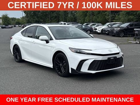 Used 2025 Toyota Camry SE w/ Multimedia Upgrade Package FWD image 1