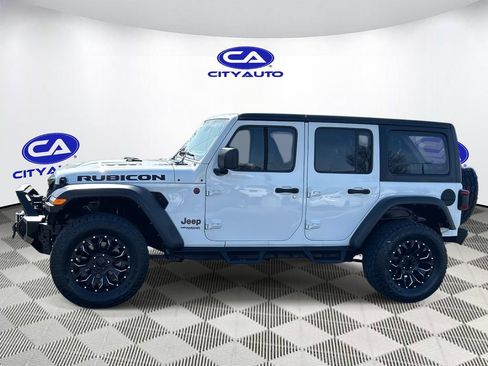 Used 2022 Jeep Wrangler Unlimited Rubicon w/ Dual Top Group AWD/4WD image 8
