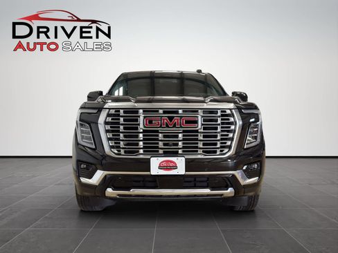 Used 2025 GMC Yukon Denali image 8
