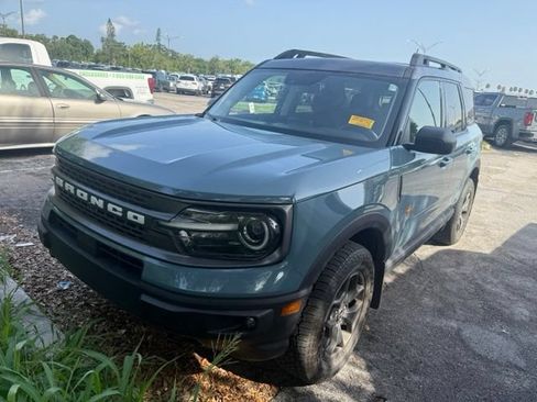 Used 2021 Ford Bronco Sport Badlands w/ Badlands Package AWD/4WD image 3