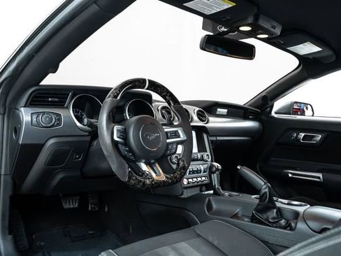 Used 2019 Ford Mustang GT image 17