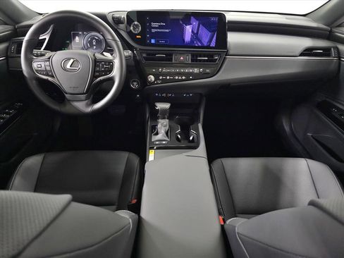 Certified 2025 Lexus ES 300h w/ Premium Package image 13