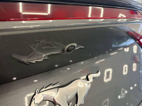 Used 2025 Ford Mustang Premium RWD image 39