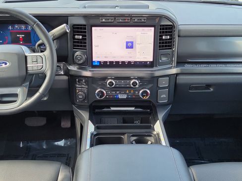 Used 2024 Ford F250 Lariat w/ Lariat Ultimate Package AWD/4WD image 15